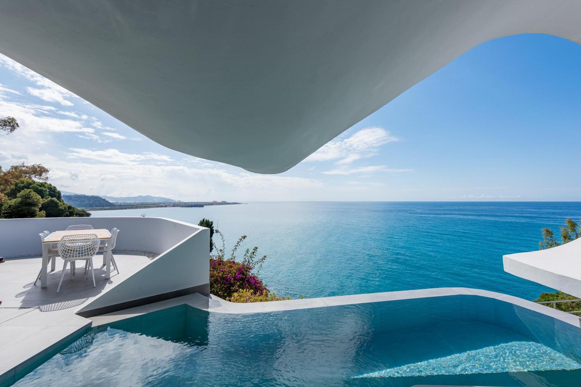 Rentitspain Casa Del Acantilado Piscina Climatizada Salobreña Exteriér fotografie